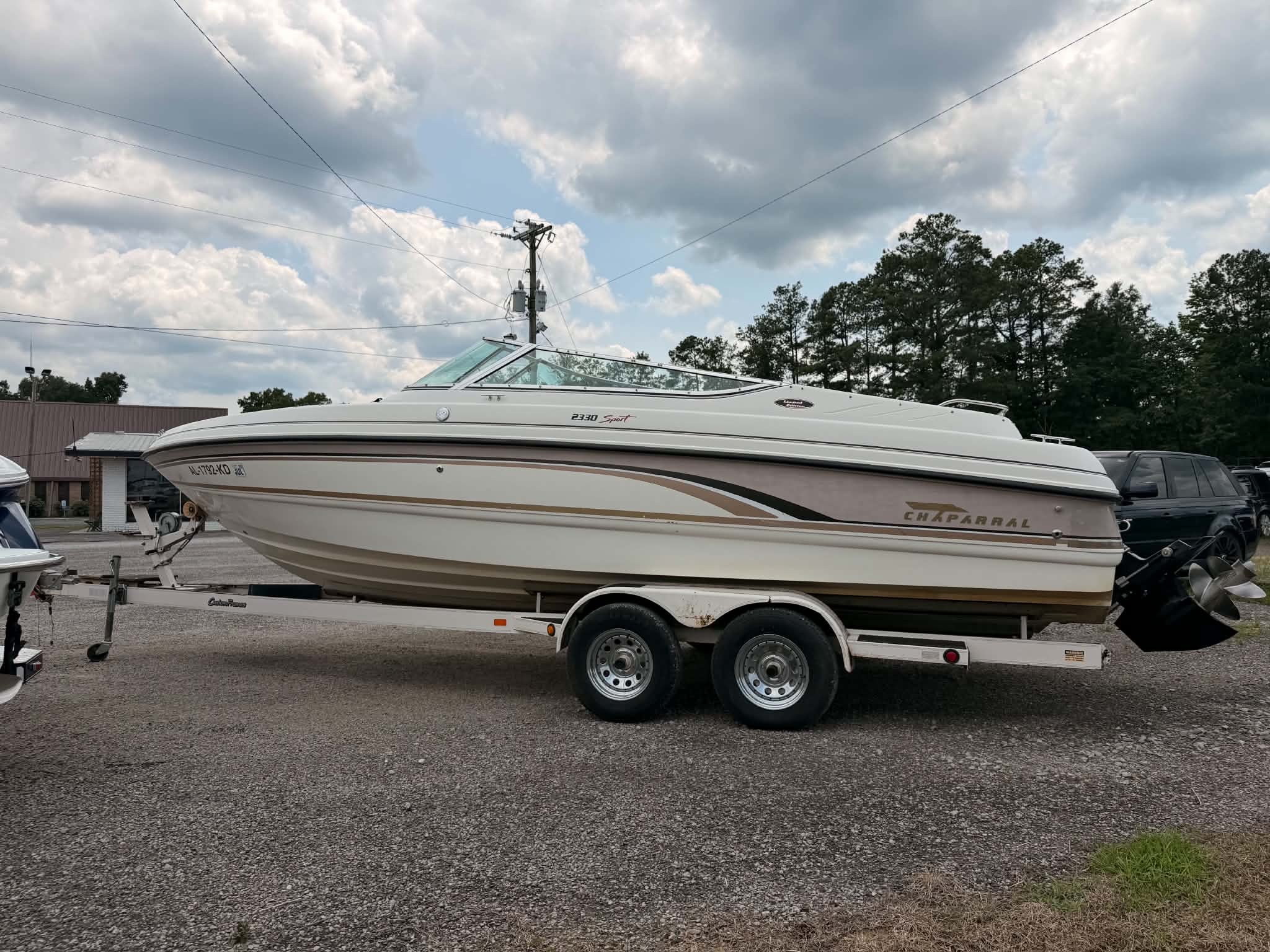 1999 Chaparral 2330 Sport 