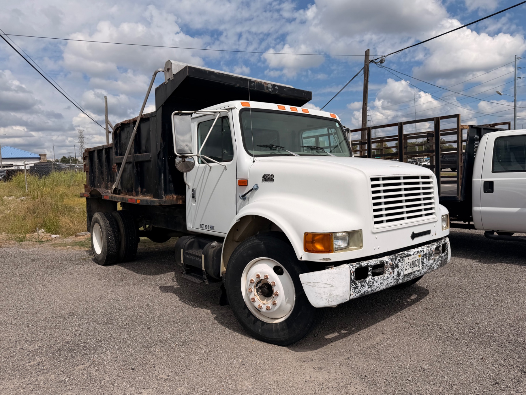 1998 International 4700 — photo 1